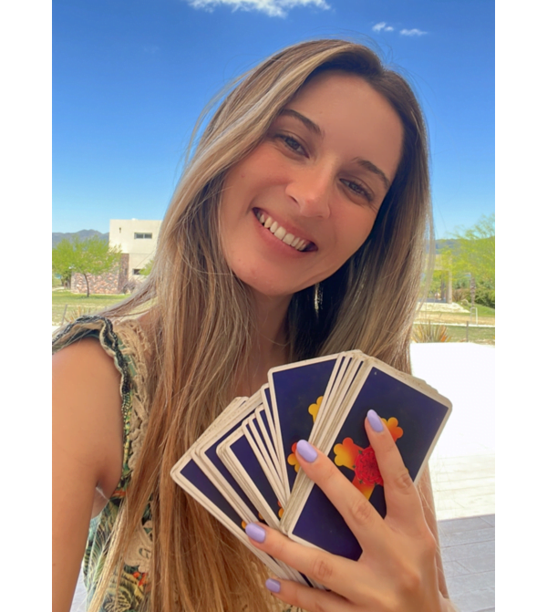 VIR GARCIA: Servicios y tips para ORDENAR TUS CARAMELOS y llevarte hacia esa evolución a través del TAROT y la ENERGIA.